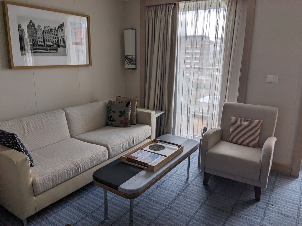 nordic-inspired-penthouse-veranda-on-viking-venus