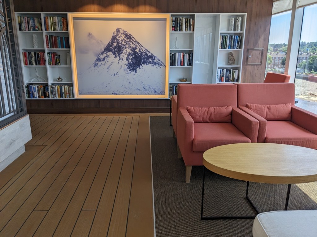 nordic-inspired-styling-on-viking-venus