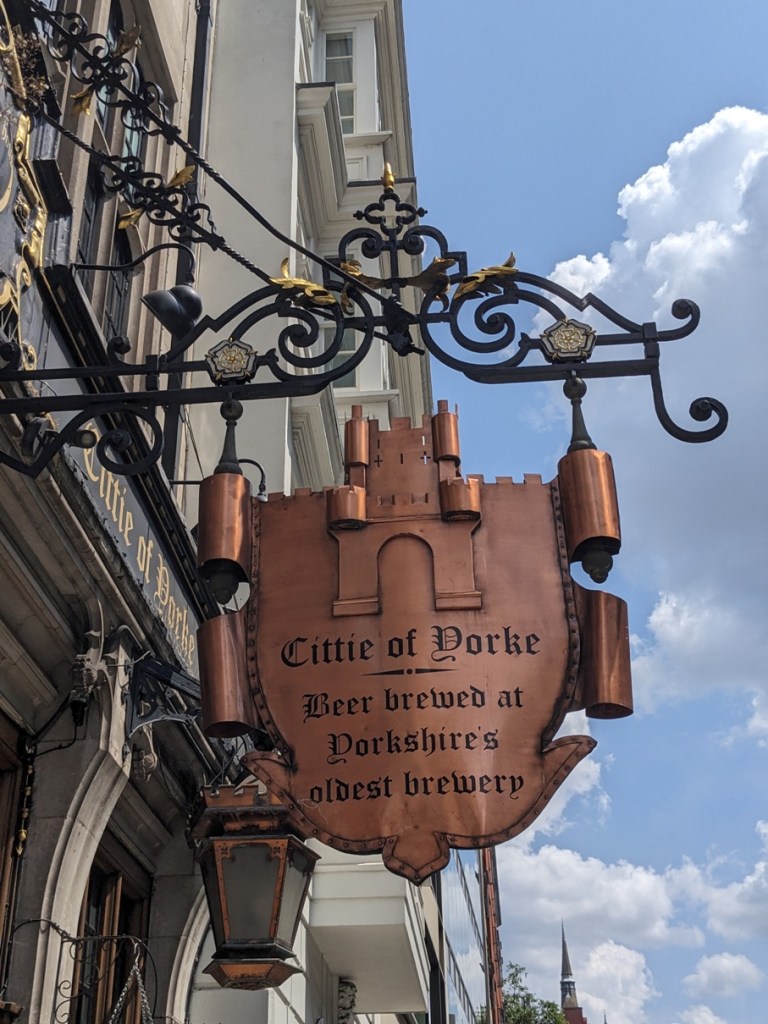 cittie-of-yorke-pub-shingle-london